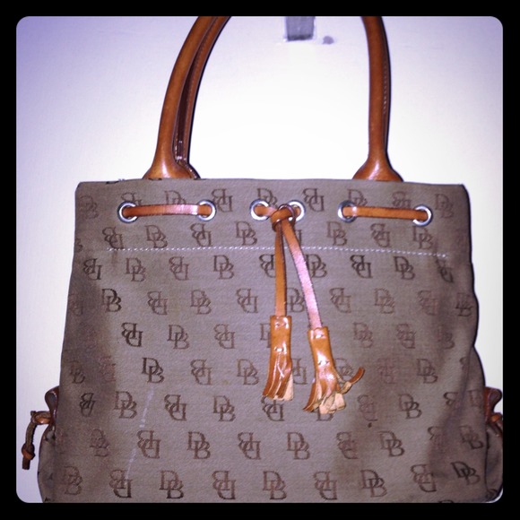 Authentic Dooney & Bourke handbag
