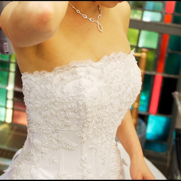 Beautiful Petite Satin Corset Wedding Dress - Picture 4 of 4