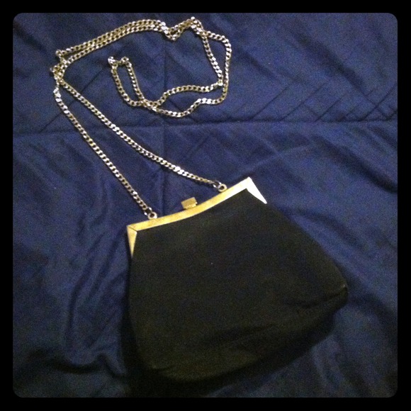 Retro black clutch w cross body chain - Picture 1 of 2