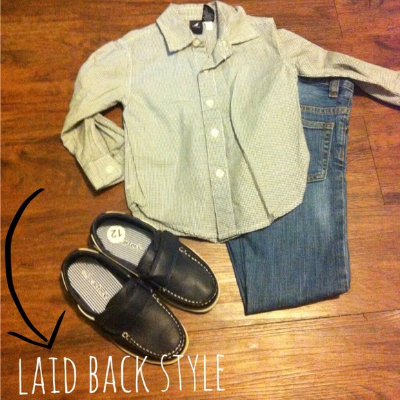 Nautica  Black & White Top