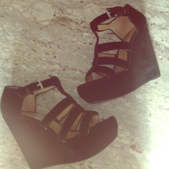 Michael Kors black wedges