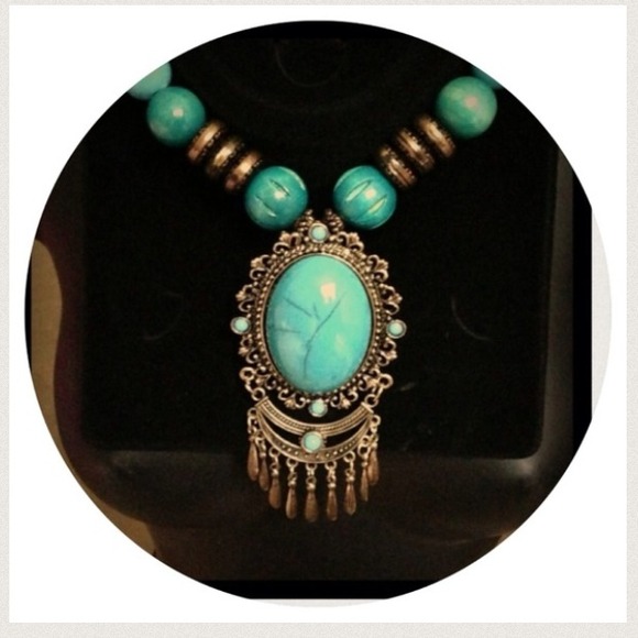 New statement necklace