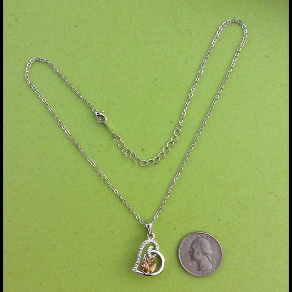 💛18KGP Amber & White Crystal Heart Necklace💛 - Picture 2 of 2