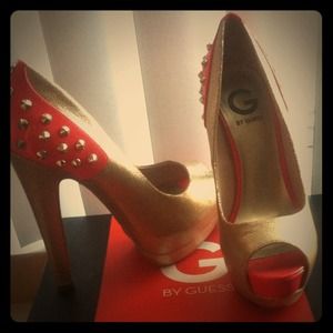 New studded guess heels wore once!