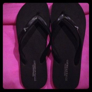American eagle flip flops!
