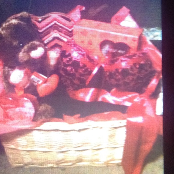 Unique baskets designed by me for any occasion! - Picture 4 of 4