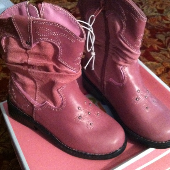 Little Girls Cow Girl Boots!!!