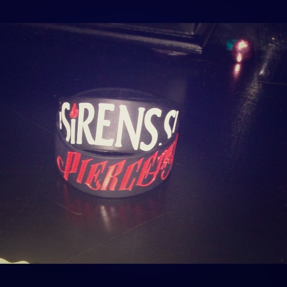 Pierce the veil & sleeping with sirens wristbands
