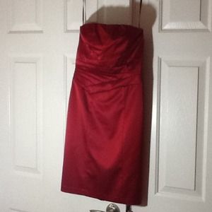 Red strapless party dress