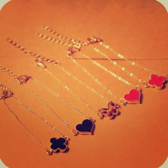 Bracelet. Five colors