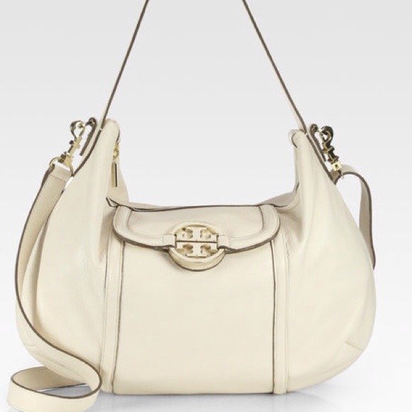 Tory Burch Handbags - Sold New Tory burch Amanda cross body hobo,
