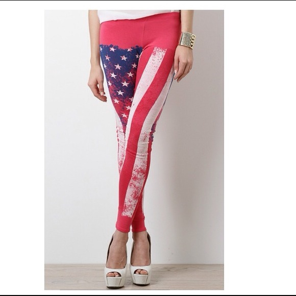 🎀SOLD OUT🎀American Flag Leggings - Picture 3 of 4