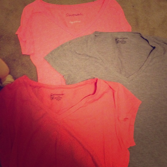 📛📛traded📛📛T shirt bundle. - Picture 1 of 1