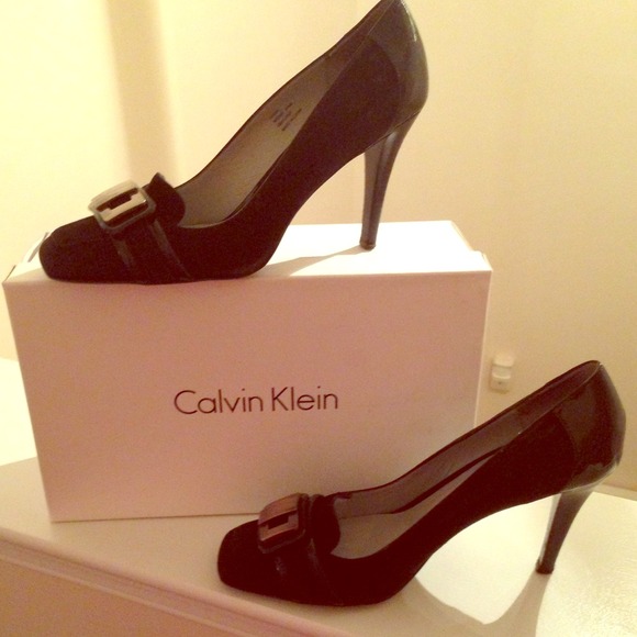 Suede Black Calvin Klein Work Pump