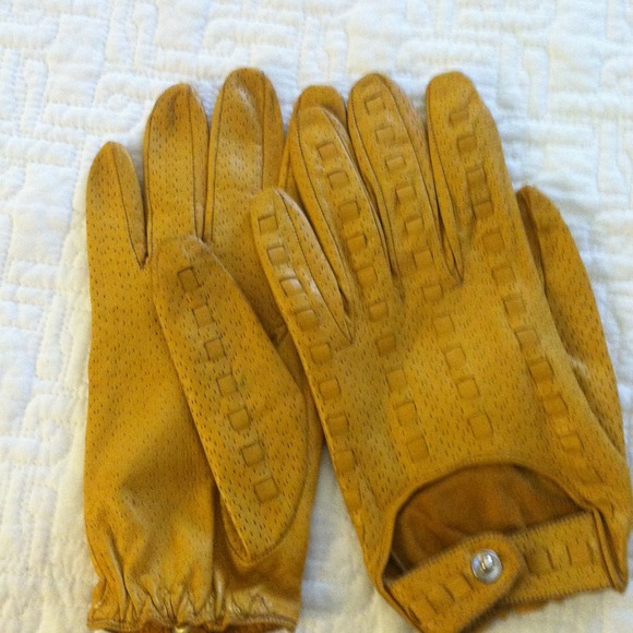🌺🌺SOLD🌺🌺Vintage Leather gloves