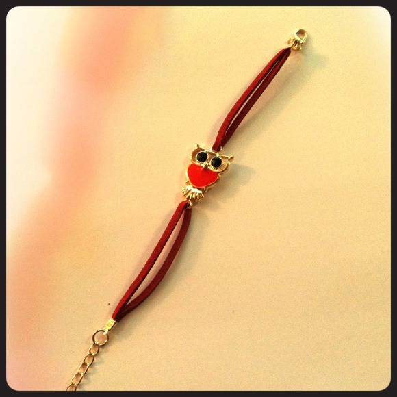 Hollow retro owl bracelet
