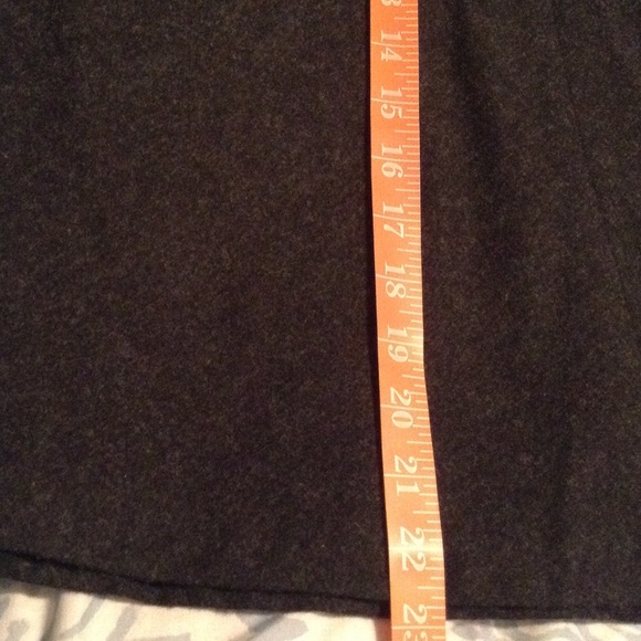 Used beautiful skirt - Picture 4 of 4