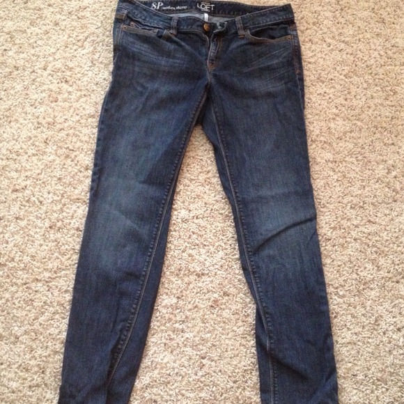 Sold!! LOFT Modern Skinny Jeans