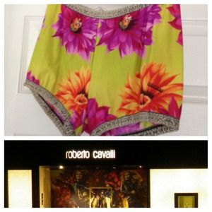 RESERVED. STEAL!! Roberto Cavalli shorts