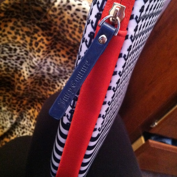 SOLD Juicy couture laptop case - Picture 3 of 4