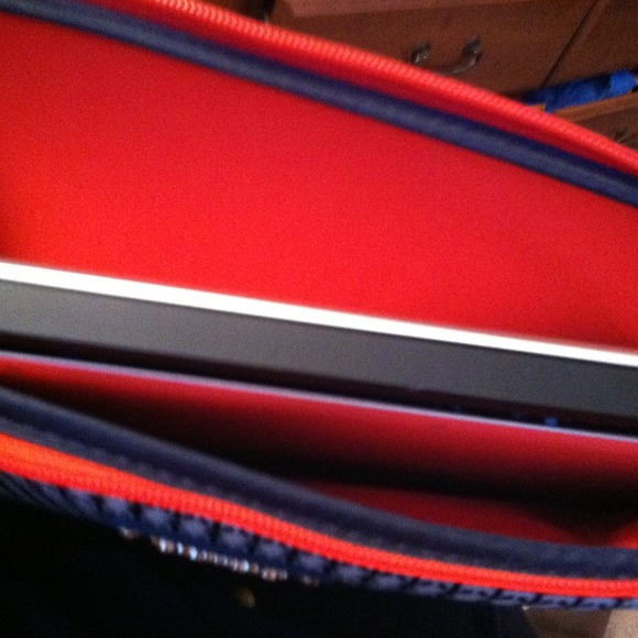 SOLD Juicy couture laptop case - Picture 4 of 4