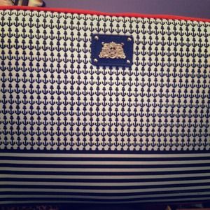 SOLD Juicy couture laptop case