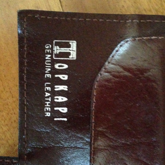 GIFT - Picture 3 of 3