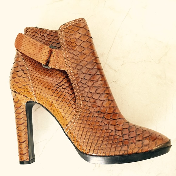 LANVIN snakeskin Boots 5" heel EU 40 - Picture 2 of 4