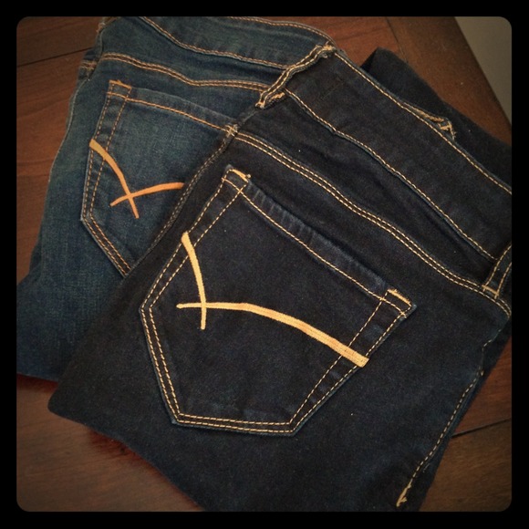 3 pairs of Jeans Bundle! 👜👖👠