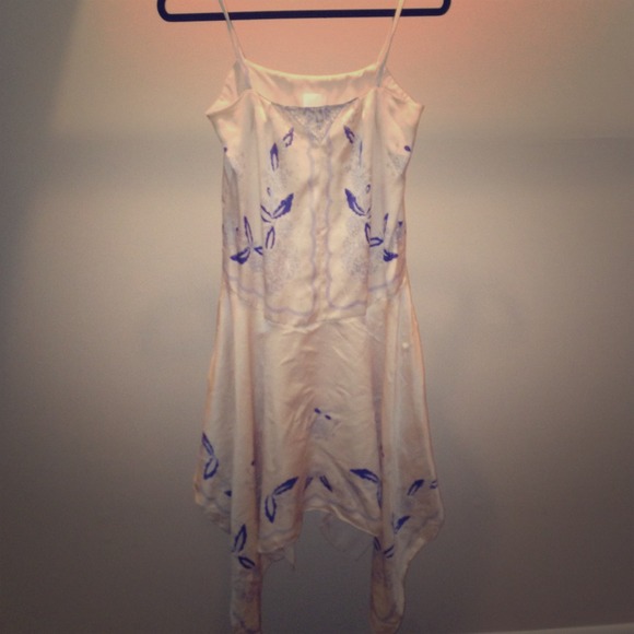 Anna Sui Dresses & Skirts - Silk Anna Sui spring dress
