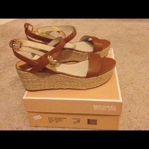 MK sandals~ SOLD