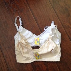 New 36DD Nursing Bras and hands free pumping