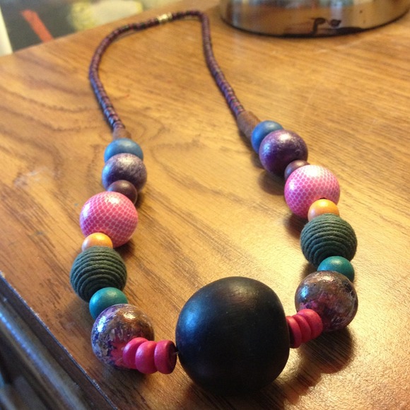 Colorful bead NeckLace :) - Picture 2 of 2