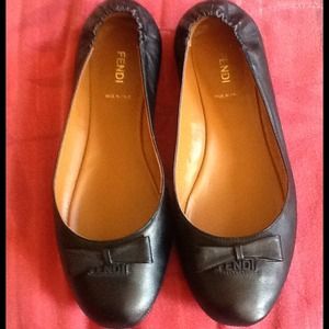 ❌❌SOLD❌❌100% Authentic FENDI ballet flats with bow