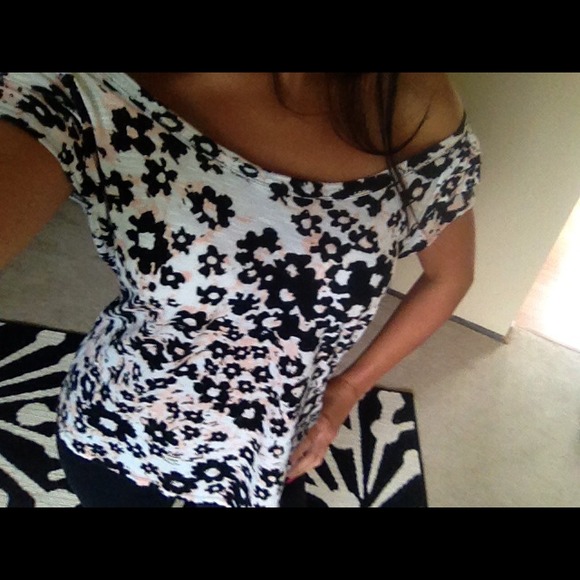 Loose Flowy top