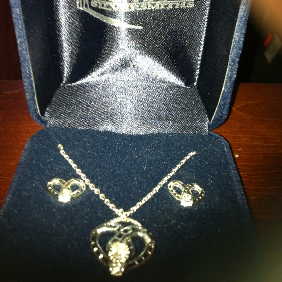 Sold to pattishedevil