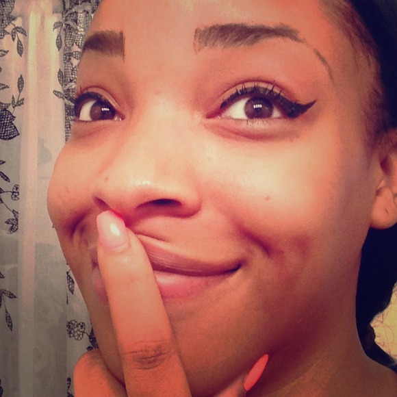 Hi! I'm Ashley! A regular fashionista!