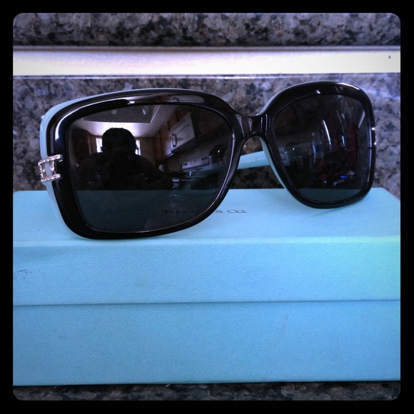 ⛔SOLD⛔Tiffany & Co. Square Sunglasses