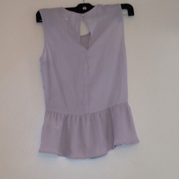 Peplum grey top SOLD ON 99dresses - Picture 2 of 2
