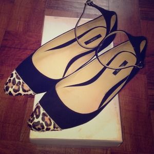 Black/cheetah flats