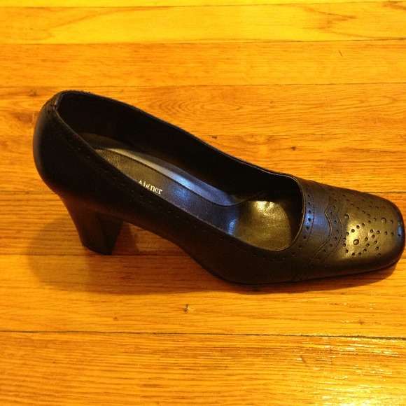 Black shoes