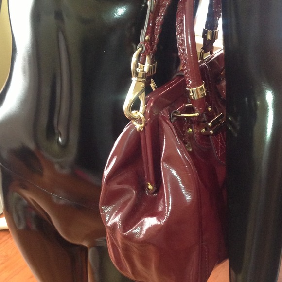 Vintage *AUTHENTIC* Cole Haan Burgundy handbag - Picture 4 of 7