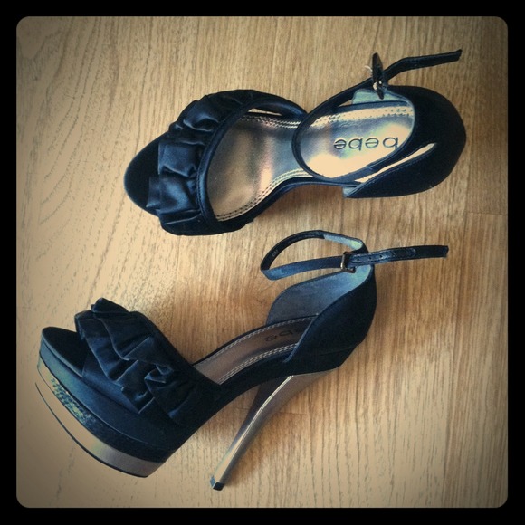 Brand new BEBE Ava peep-toe heels
