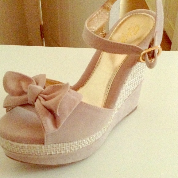Women shoes