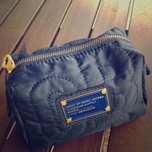 ✨Sold Sale Navy blue NWT MJ makeup accessory bag