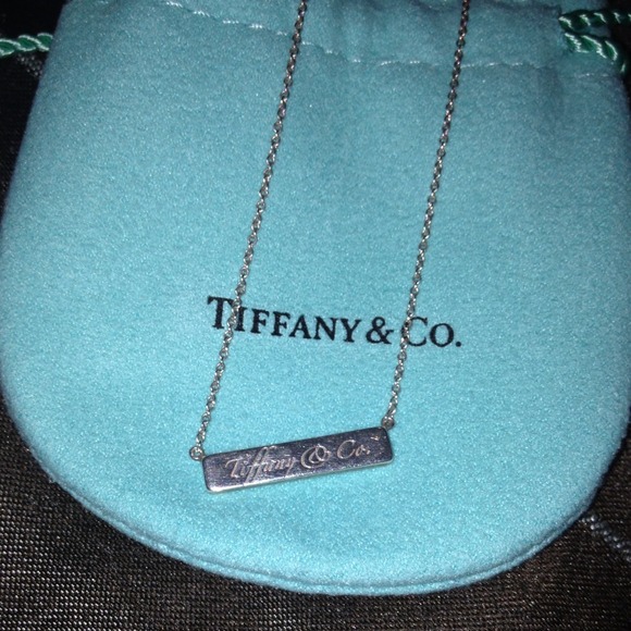 TIFFANY AND CO BAR NOTE NECKLACE