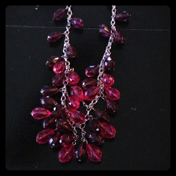 Adjustable pink glam necklace