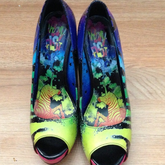 Colorful heel