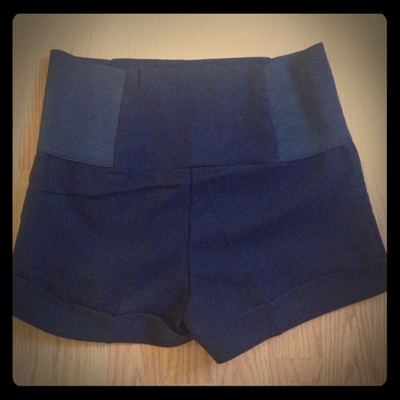 New black high waisted shorts