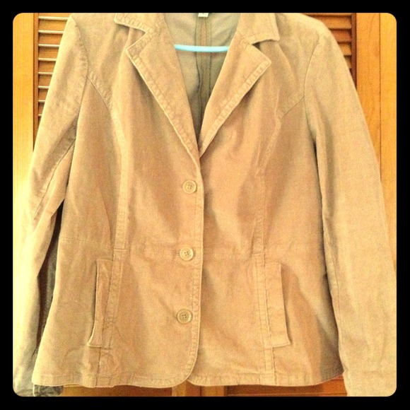 Perfect fall afternoon jacket